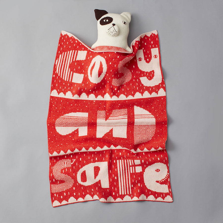 Donna Wilson - Babydecke Cosy and Safe - Rot