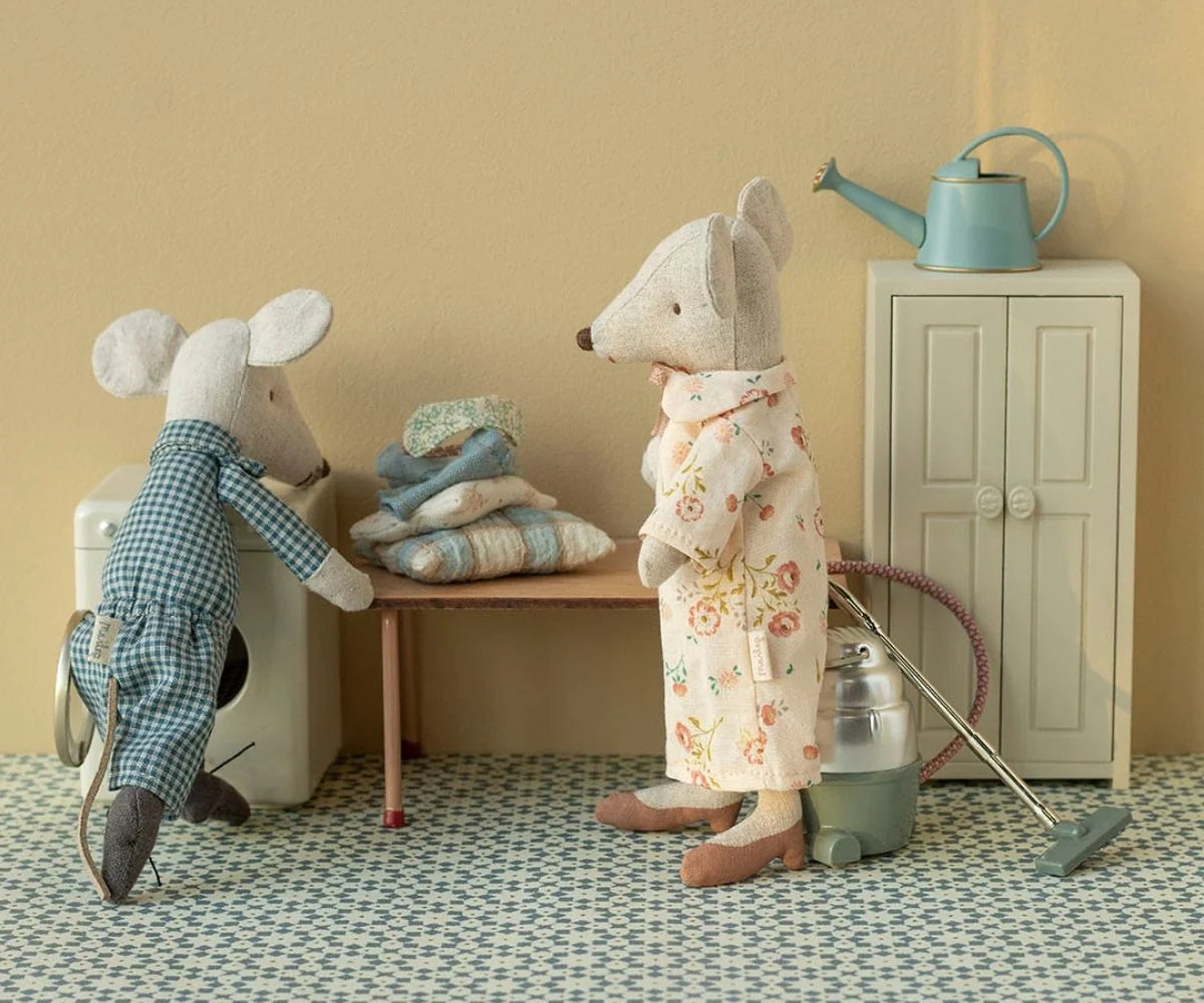 Maileg - Mäuse Großeltern in Zigarrenbox 2026